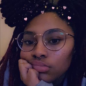 Meet your Posher, Lynda